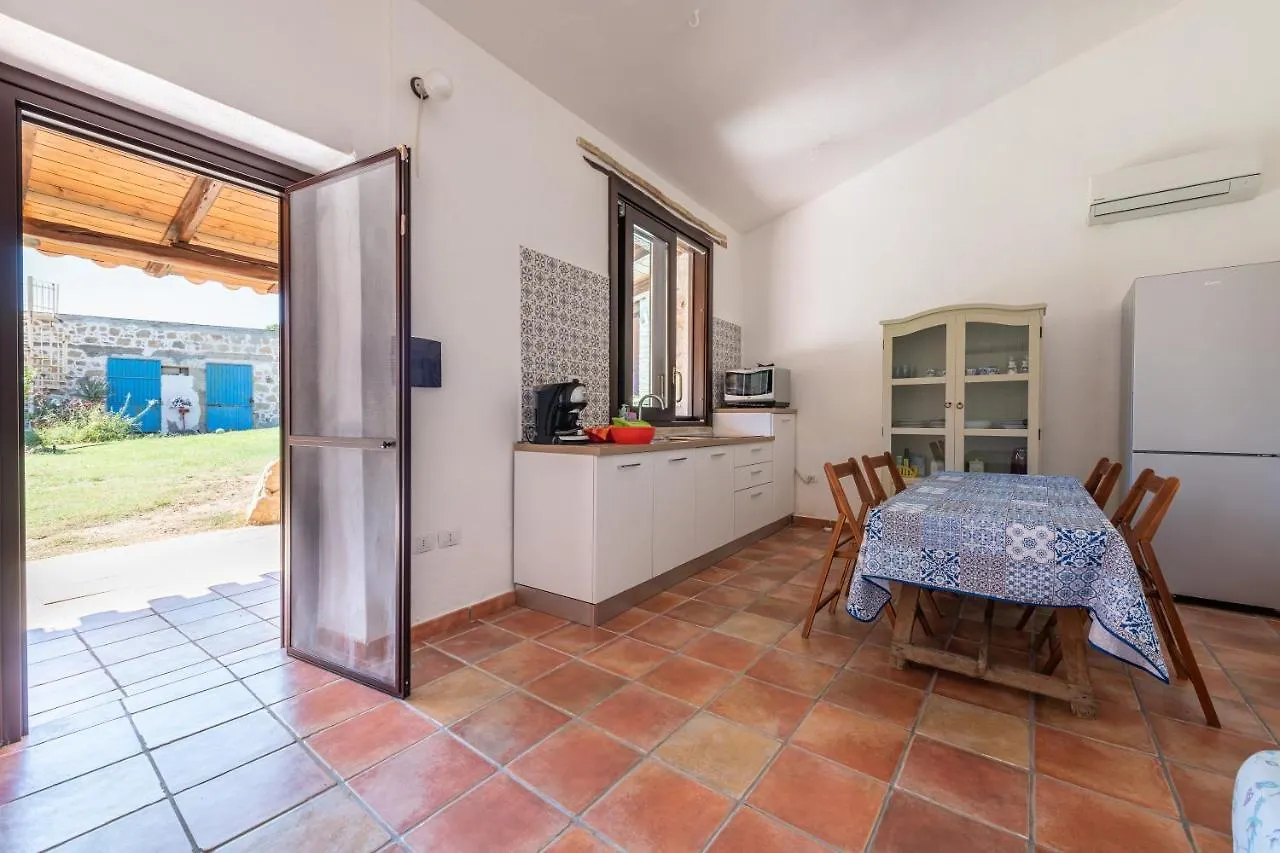 Prázdninový dům Villa Bella Solanas - Cuili Murvoni
